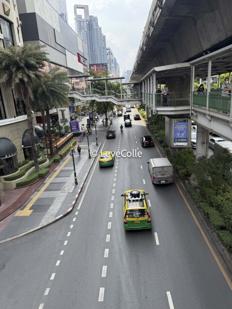 タイパンツ現地